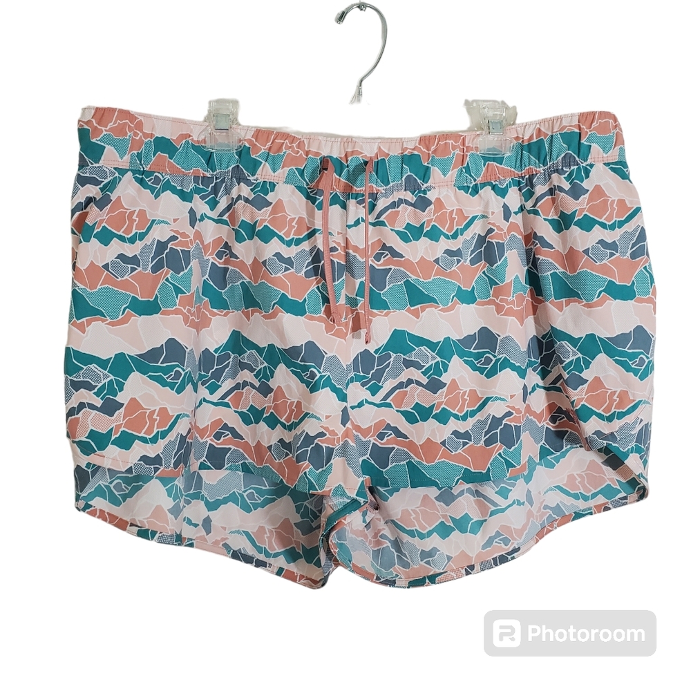 NWT The North Face Class V Activewear Shorts Porcelain Green Mountain Camo XXL
